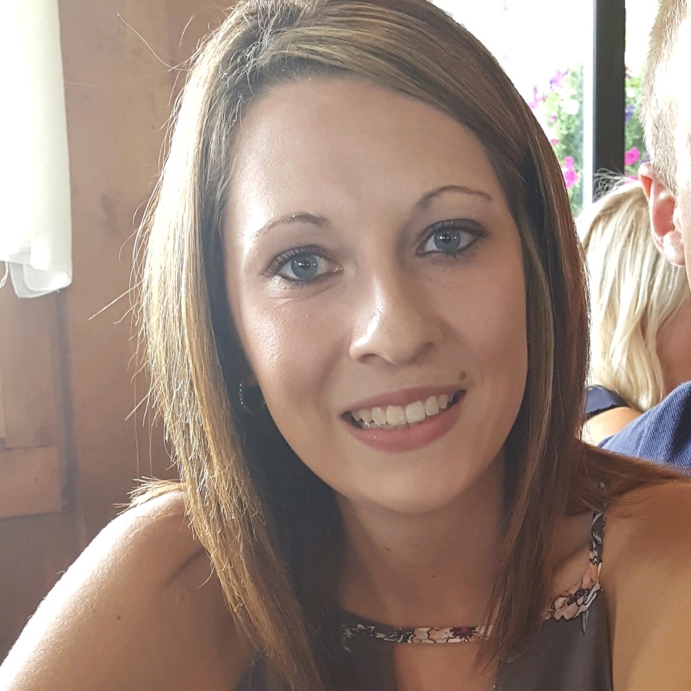 Meet your Posher, Courtney